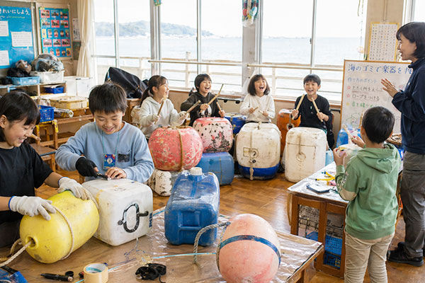 海ごみ楽器制作