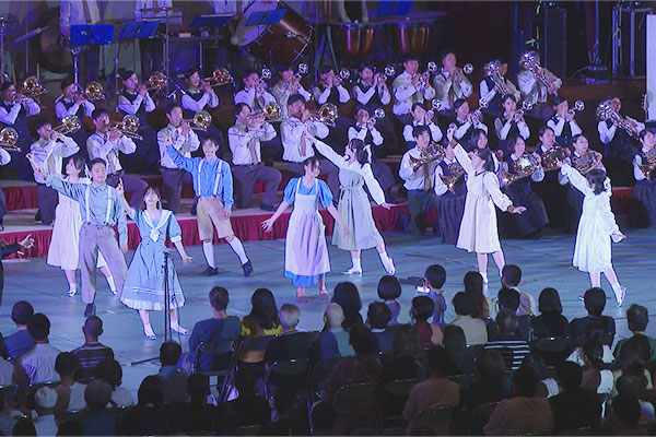 大阪桐蔭高等学校吹奏楽部演奏