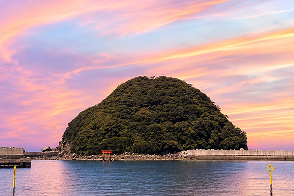 稲積島