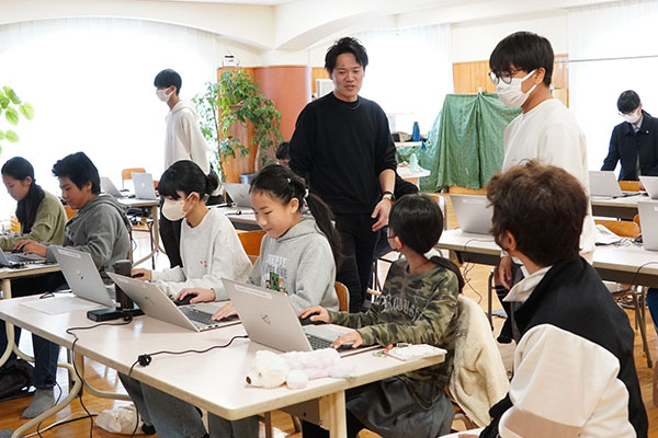 地域ICTクラブ（提供：上毛新聞社）