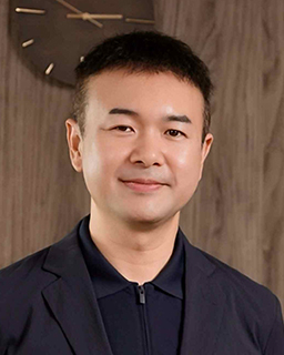 代表理事・三宅　琢