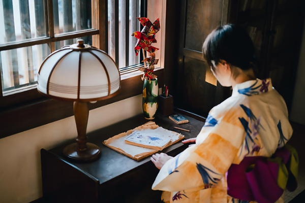 宇野学芸員