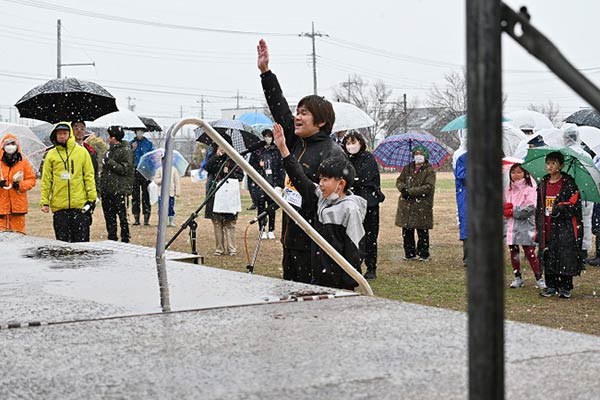 子どもから大人までみんなで走ろう！　甲斐梅の里クロスカントリー大会を応援してください。