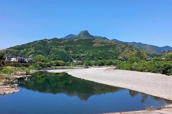 横倉山