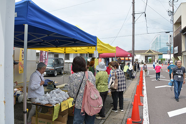 駅前イベント