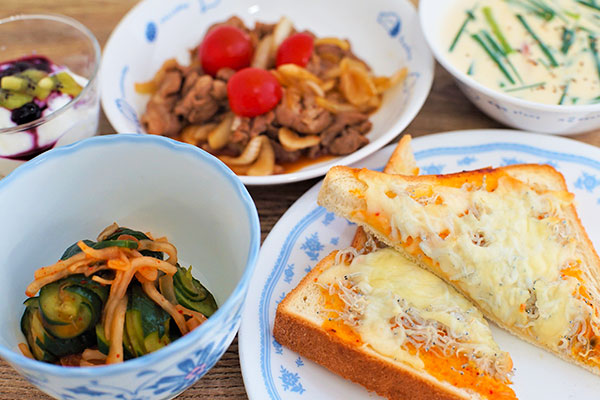 『各務原キムチの素』を使った料理いろいろ。和洋中どんなメニューにも使える万能調味料です!